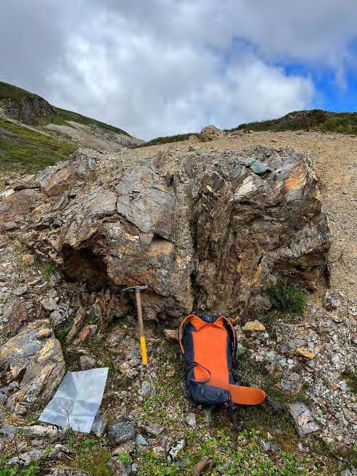 Highly crenulated schistose outcrop on the Ticktock property
